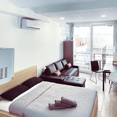 Camp Nou & Fira Business Lofts 3*